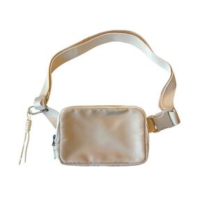 🌼3 for $25 - Cream Belt Bag